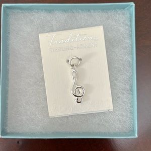 Sterling Silver Treble Clef Pendant 🎼